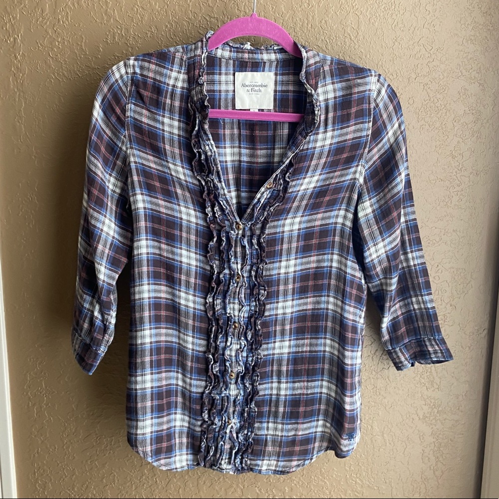 Abercrombie and Fitch Plaid Quarter Sleeve Shirt